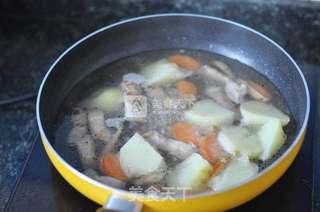 牛肉炖土豆的做法步骤:6