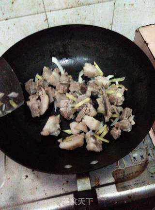 羊肉焖饭——新疆手抓饭的做法步骤:6