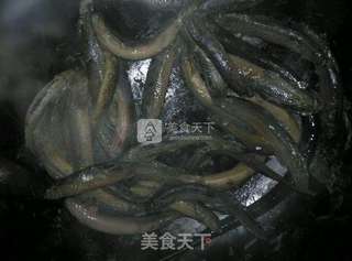 煎泥鳅的做法步骤:4