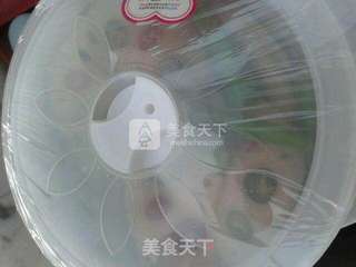 五彩藕片泡菜的做法步骤:7