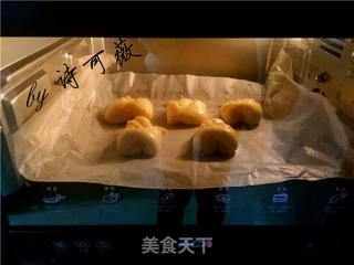 三角椰蓉面包的做法步骤:21