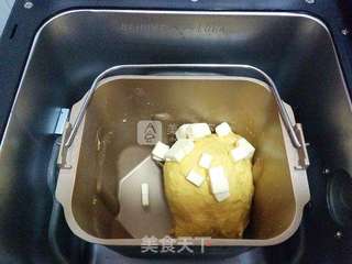 金钱卷面包的做法步骤:5