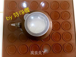 玫瑰马卡龙的做法步骤:9