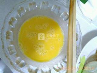 松软蛋煎馒头的做法步骤:2
