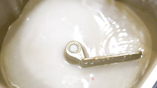 蓝莓核桃吐司(面包机版)的做法步骤:4