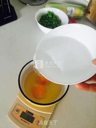 田园彩豆蒸蛋的做法步骤:2