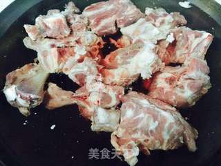 香辣羊蝎子的做法步骤：1