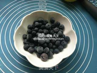 ph大师金宝顶玛芬蛋糕by：普蓝高科蓝莓美食特约撰稿人的做法步骤：3