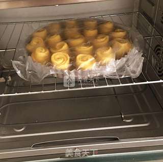 金钱花排包的做法步骤：12