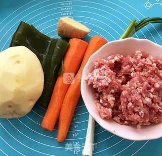 土豆炖海带的做法步骤：1