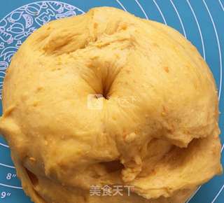 金钱花排包的做法步骤：6