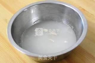 亚麻子全麦欧包的做法步骤：1