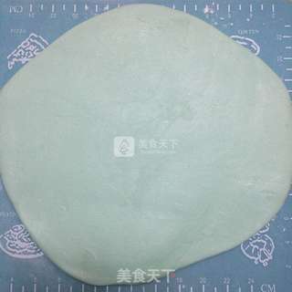 雪娃娃翻糖蛋糕的做法步骤:2