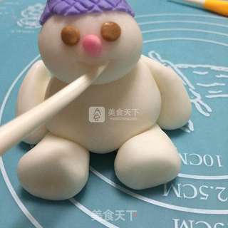 雪娃娃翻糖蛋糕的做法步骤:18