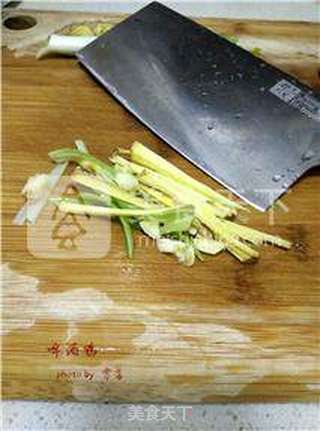 鲜香细腻淡酒香:啤酒鸭的做法步骤:2
