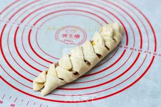 培根咸面包的做法步骤:7