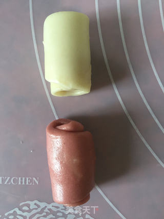 荷花酥的做法步骤:11