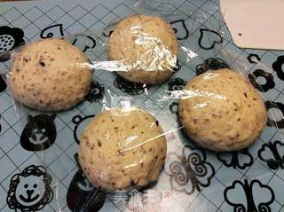 蓝莓蔓越莓亚麻籽面包by:普蓝高科蓝莓美食特约撰稿人的做法步骤:12