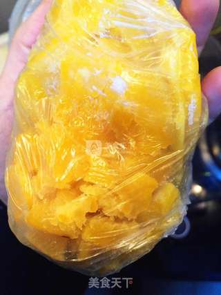 椰蓉芝士焗红薯的做法步骤:4