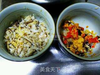蟹粉蒸肉蛋饼的做法步骤:2