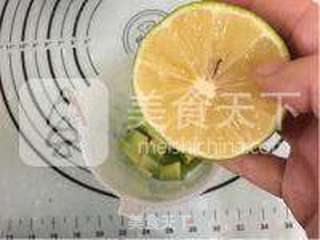 牛油果紫甘蓝寿司饭的做法步骤:7