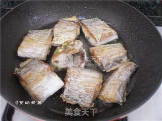 葱焗带鱼的做法步骤:4