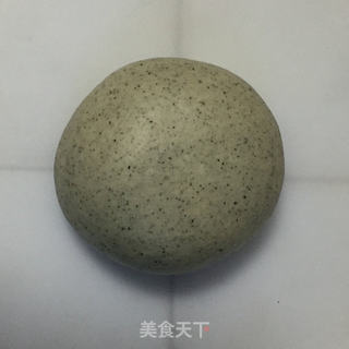 黑芝麻吐司的做法步骤：1