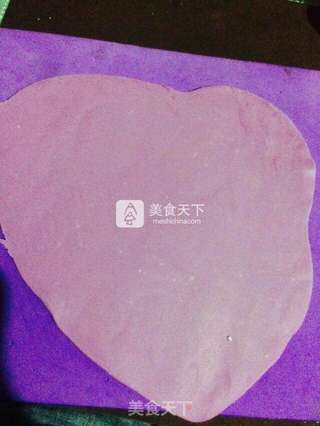 翻糖蛋糕戒指礼盒的做法步骤:2