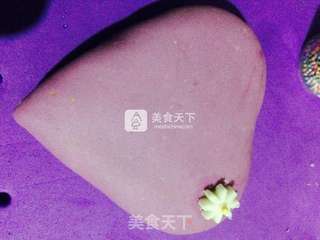翻糖蛋糕戒指礼盒的做法步骤:12
