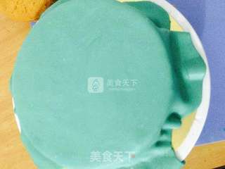 鸟语花香翻糖蛋糕(手工版)的做法步骤:17