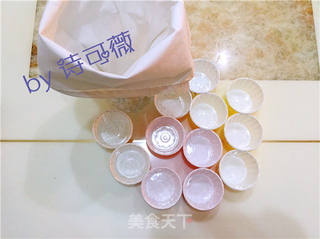 海棉杯子蛋糕的做法步骤:2