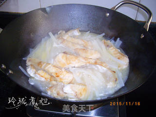 鱼腩焖萝卜的做法步骤:8