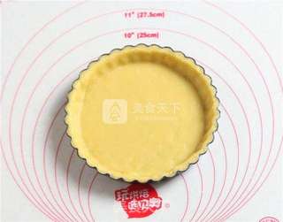 秋冬时令小甜品——奶香南瓜派的做法步骤:7