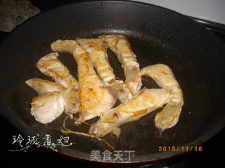 鱼腩焖萝卜的做法步骤:3