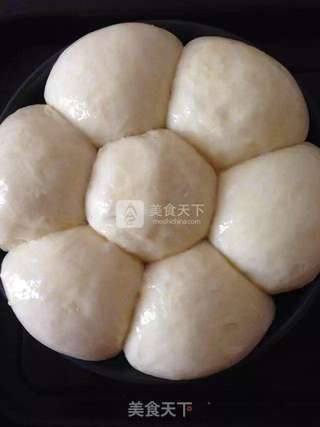 超柔软杏仁餐包的做法步骤:5