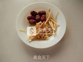 党参老鸡汤的做法步骤:2