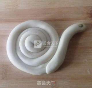 奶香蜗牛卷的做法步骤:6