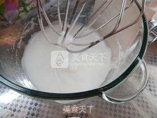 黑芝麻戚风蛋糕的做法步骤:8