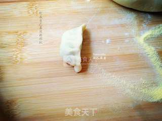 玉米面猪肉蒸饺的做法步骤:5