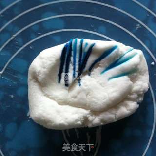 糖霜翻糖蛋糕的做法步骤:5
