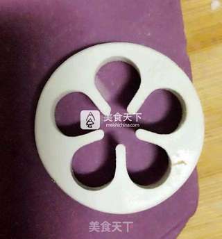 花朵馒头的做法步骤:7