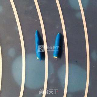 蓝精灵翻糖蛋糕的做法步骤:14