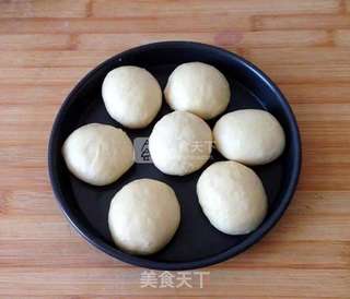 超柔软杏仁餐包的做法步骤:3