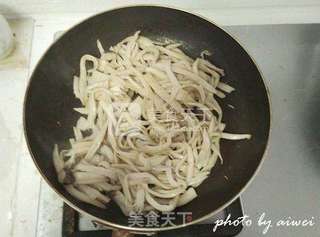 干煸杏鲍菇的做法步骤:3