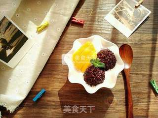 芒果白雪黑糯米甜甜的做法步骤:12