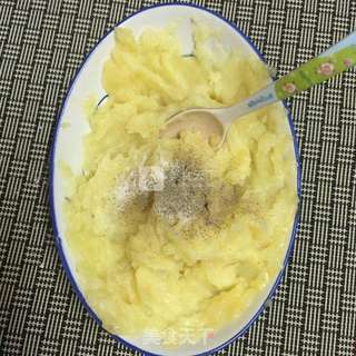 焗土豆泥的做法步骤:3