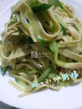 凉拌二鲜~干豆腐凉拌黄瓜的做法步骤：5