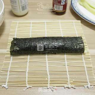 金枪鱼紫菜包饭(懒人版)的做法步骤:7