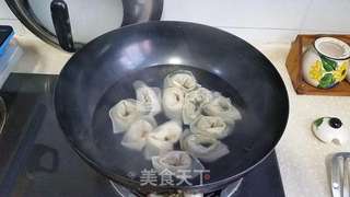牛肉韭菜馄饨的做法步骤:8