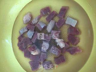 咖喱蔬菜牛肉饭的做法步骤：2